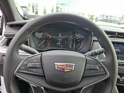 2026 Cadillac XT5 Luxury