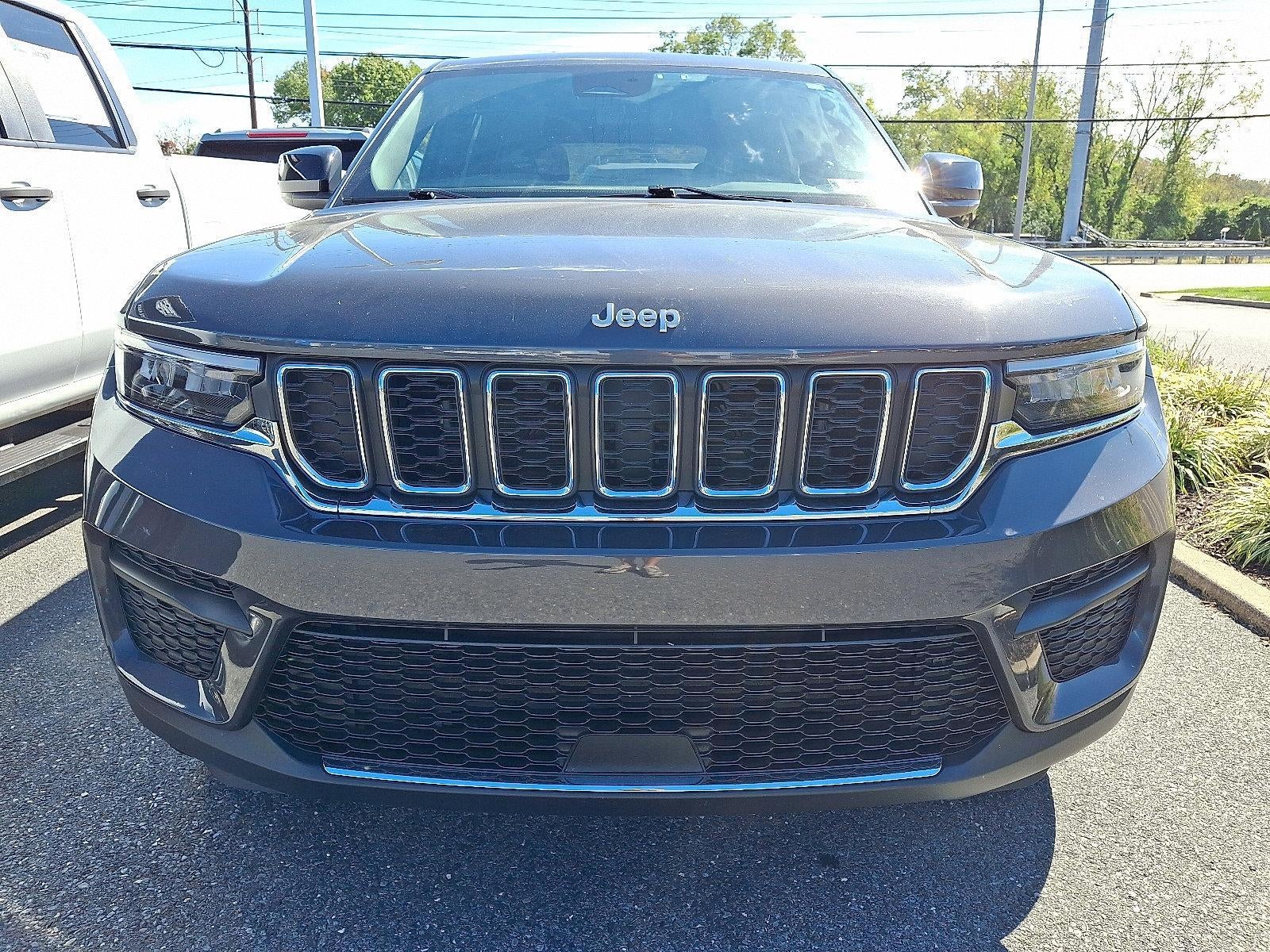 2024 Jeep Grand Cherokee Laredo 4x4