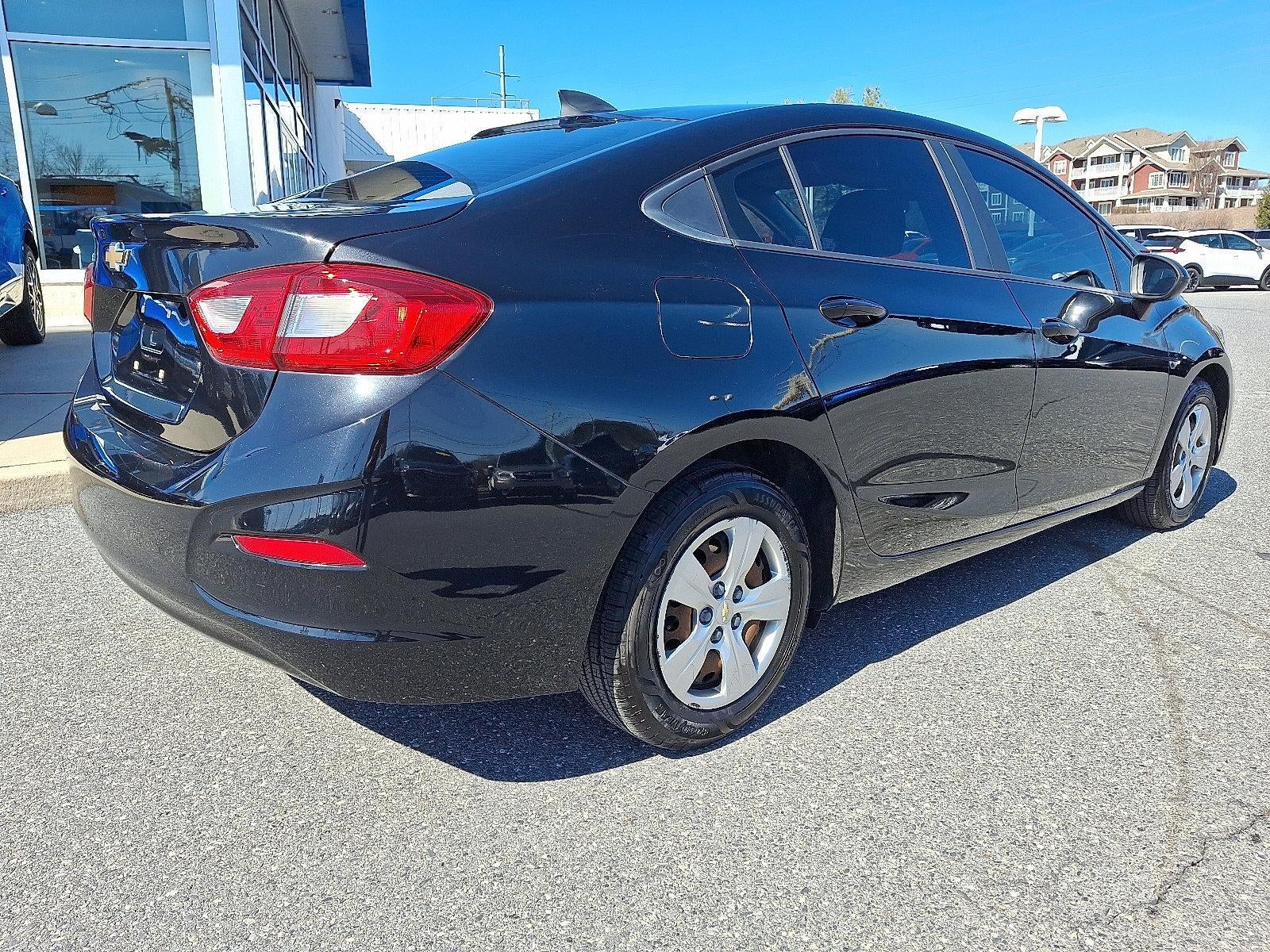 2018 Chevrolet Cruze LS