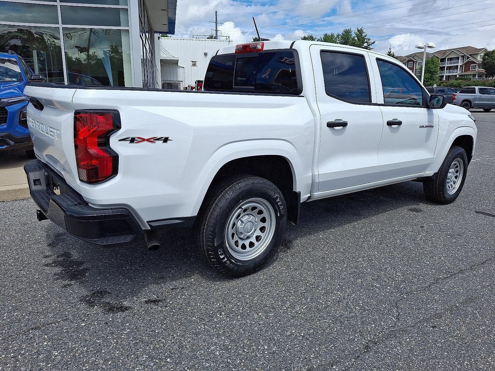 2024 Chevrolet Colorado WT