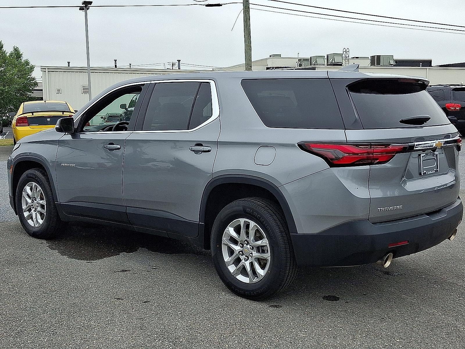 2023 Chevrolet Traverse LS