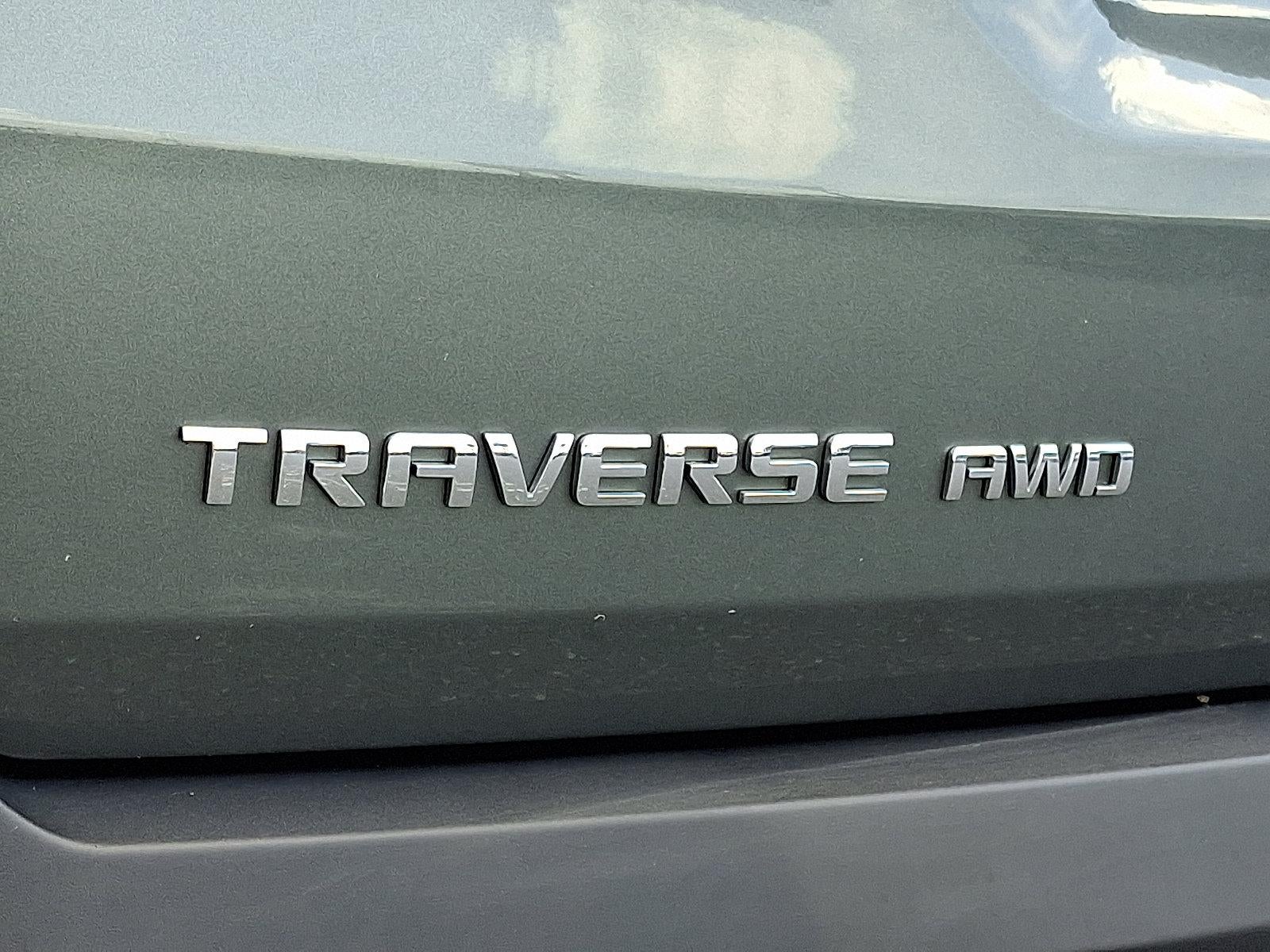 2023 Chevrolet Traverse LT Cloth