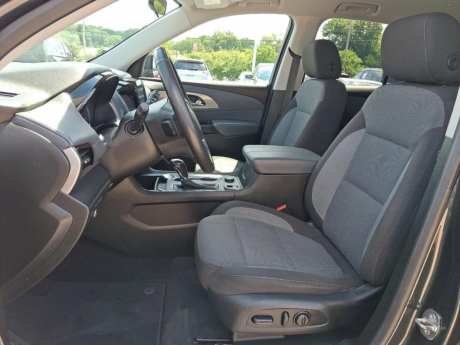2019 Chevrolet Traverse LT Cloth