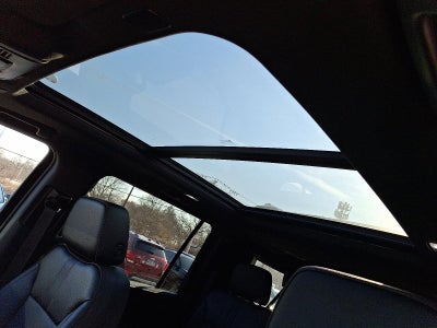 2022 Chevrolet Suburban RST