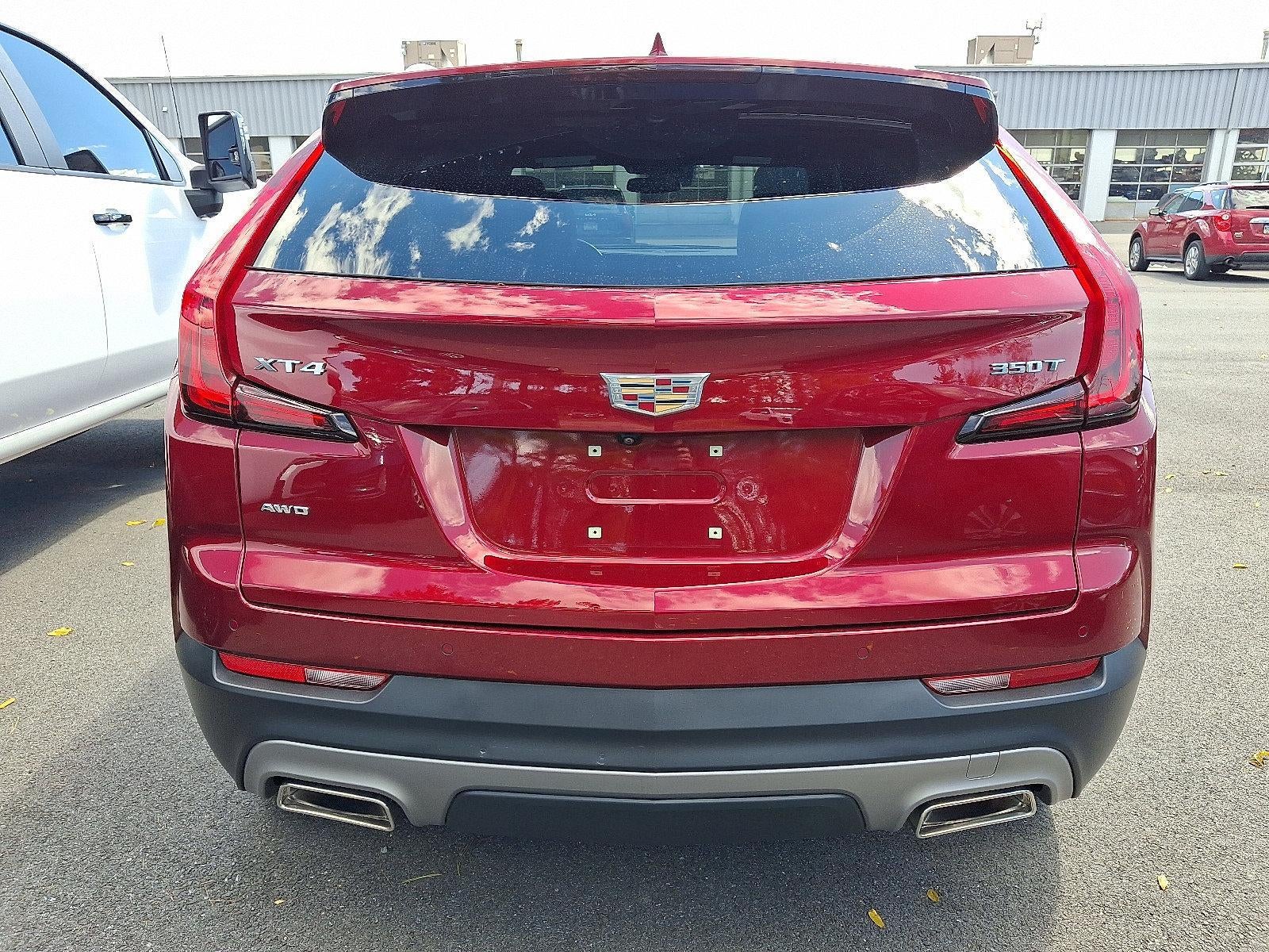 2023 Cadillac XT4 AWD Premium Luxury