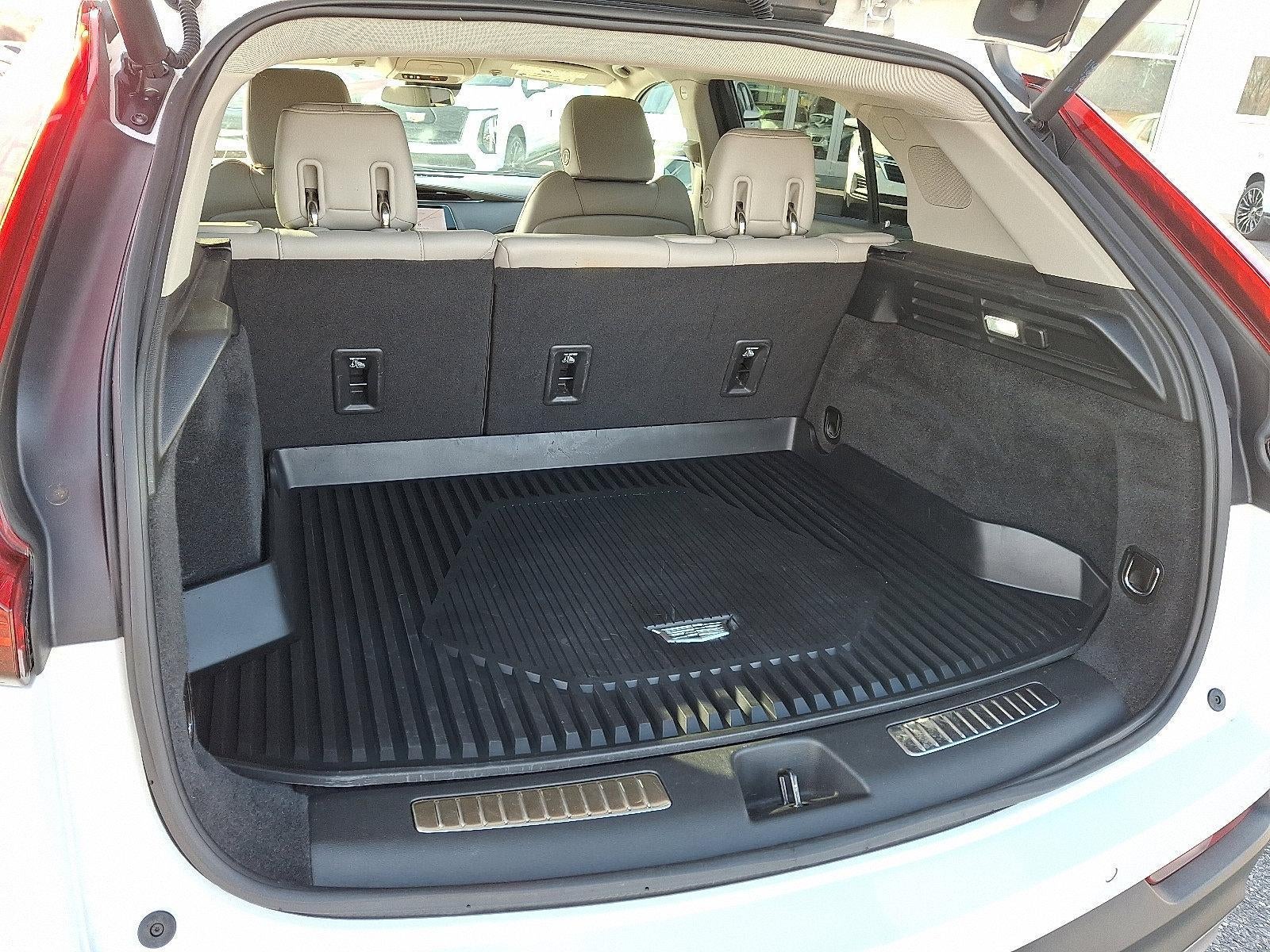 2020 Cadillac XT4 Premium Luxury