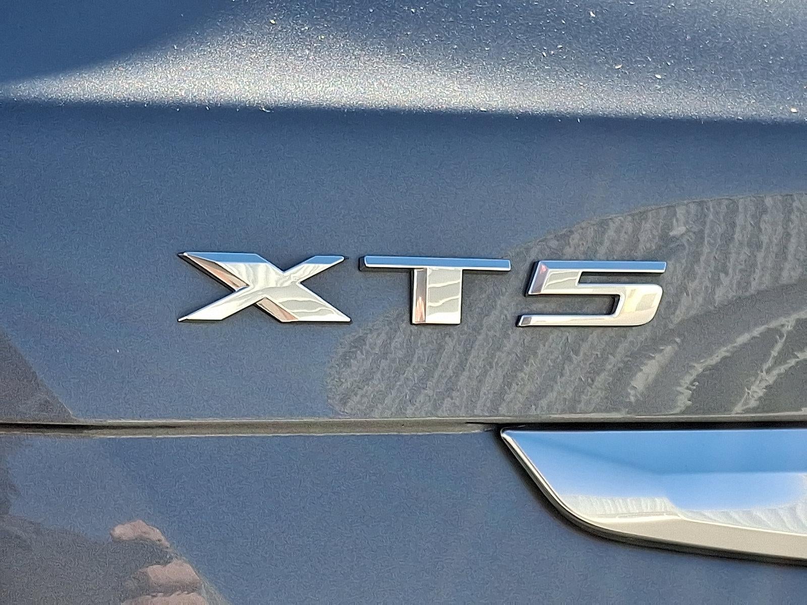 2021 Cadillac XT5 AWD Premium Luxury