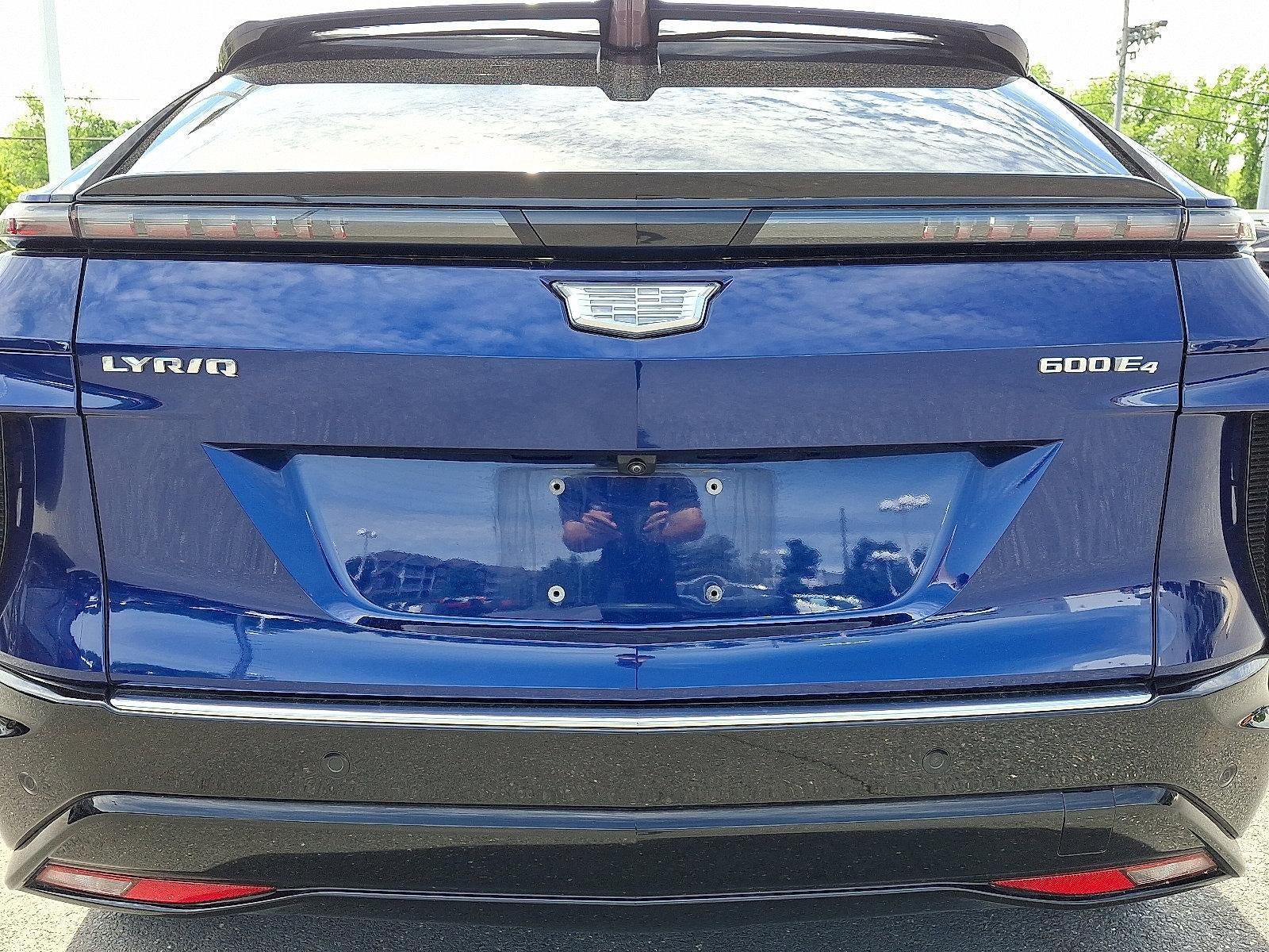 2024 Cadillac LYRIQ Luxury 1