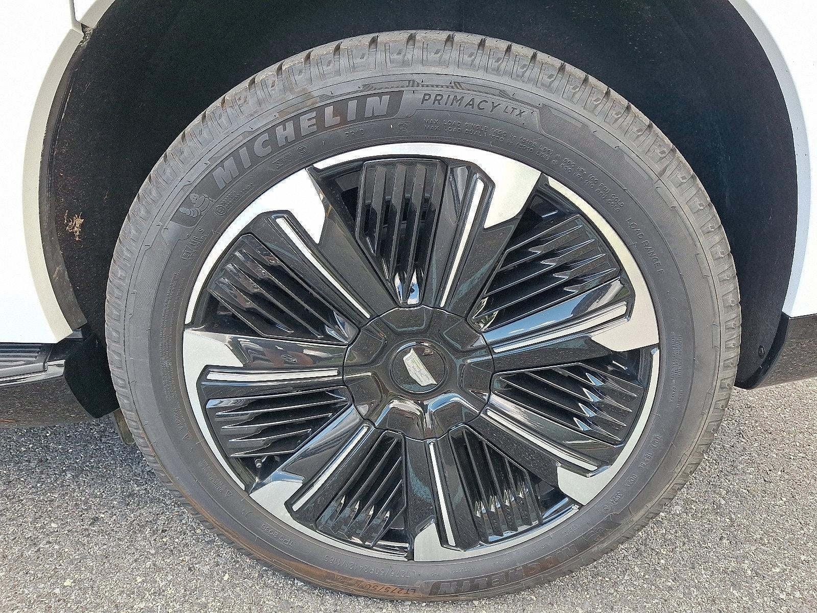 2025 Cadillac ESCALADE IQ Sport 2