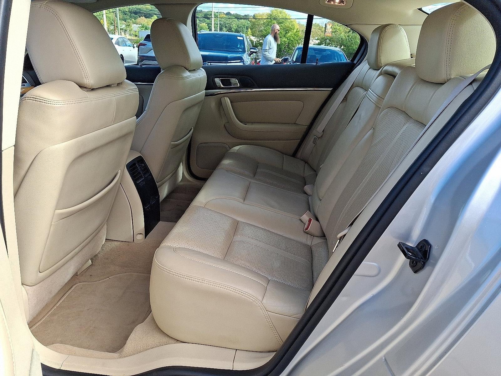 2010 Lincoln MKS Base