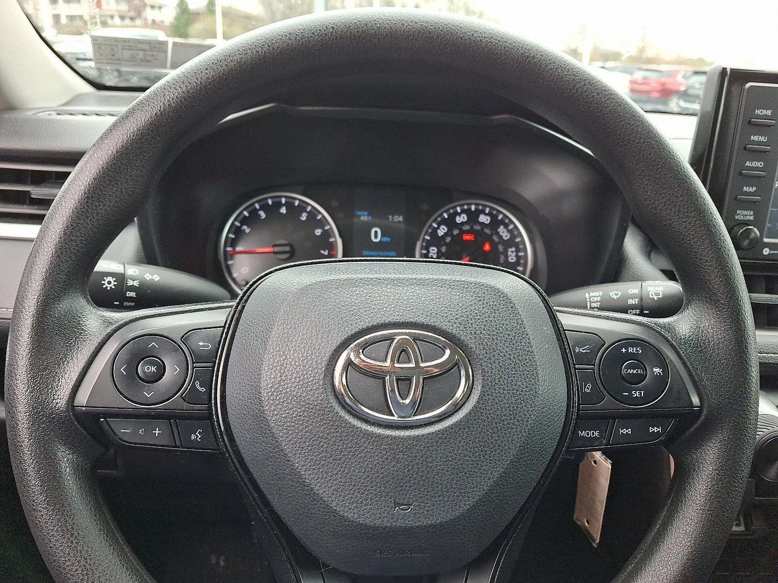 2022 Toyota RAV4 LE