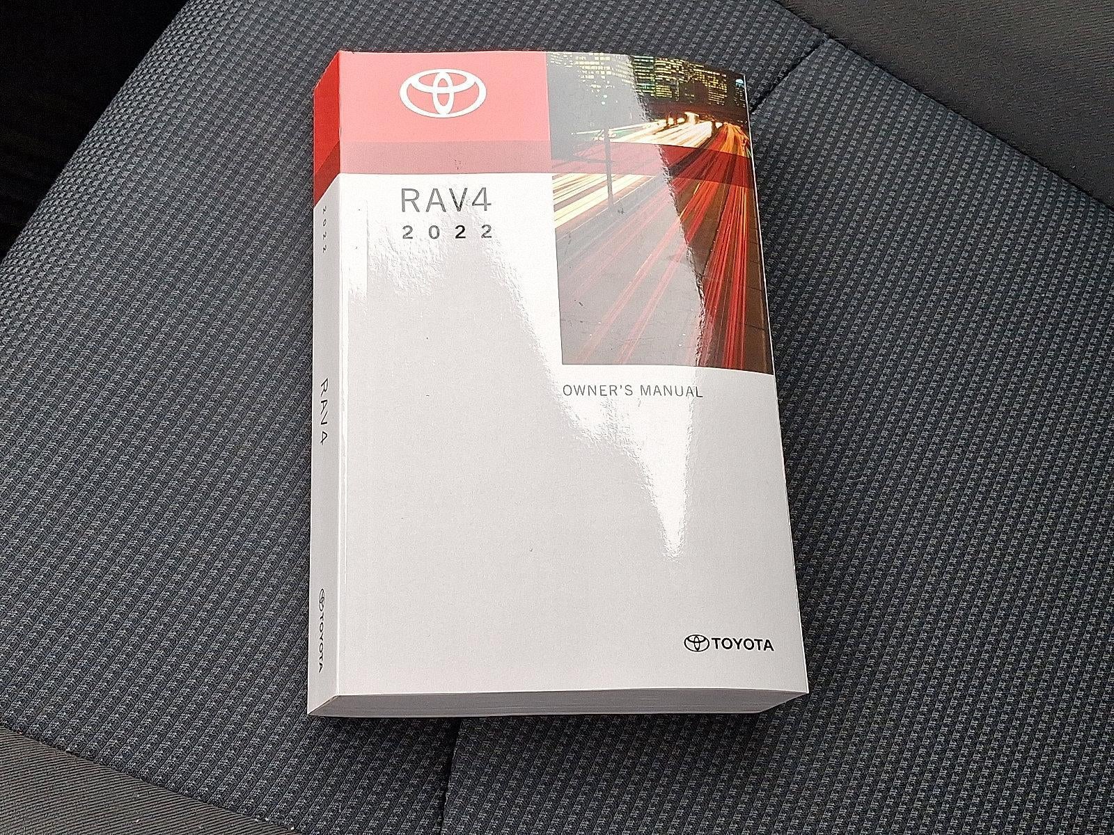 2022 Toyota RAV4 LE