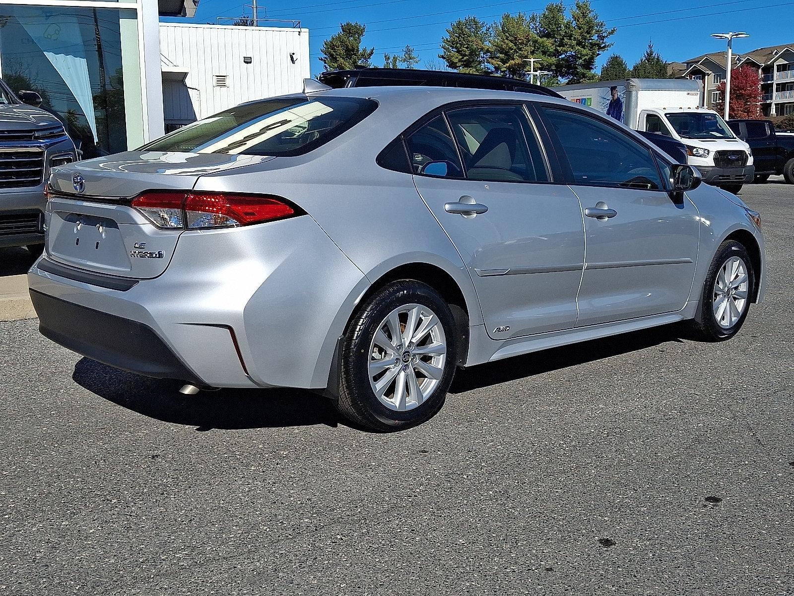 2024 Toyota Corolla Hybrid LE