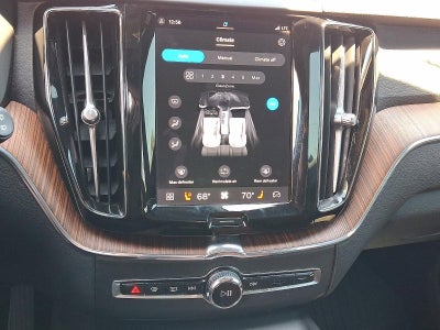 2023 Volvo XC60 B5 Plus Dark Theme