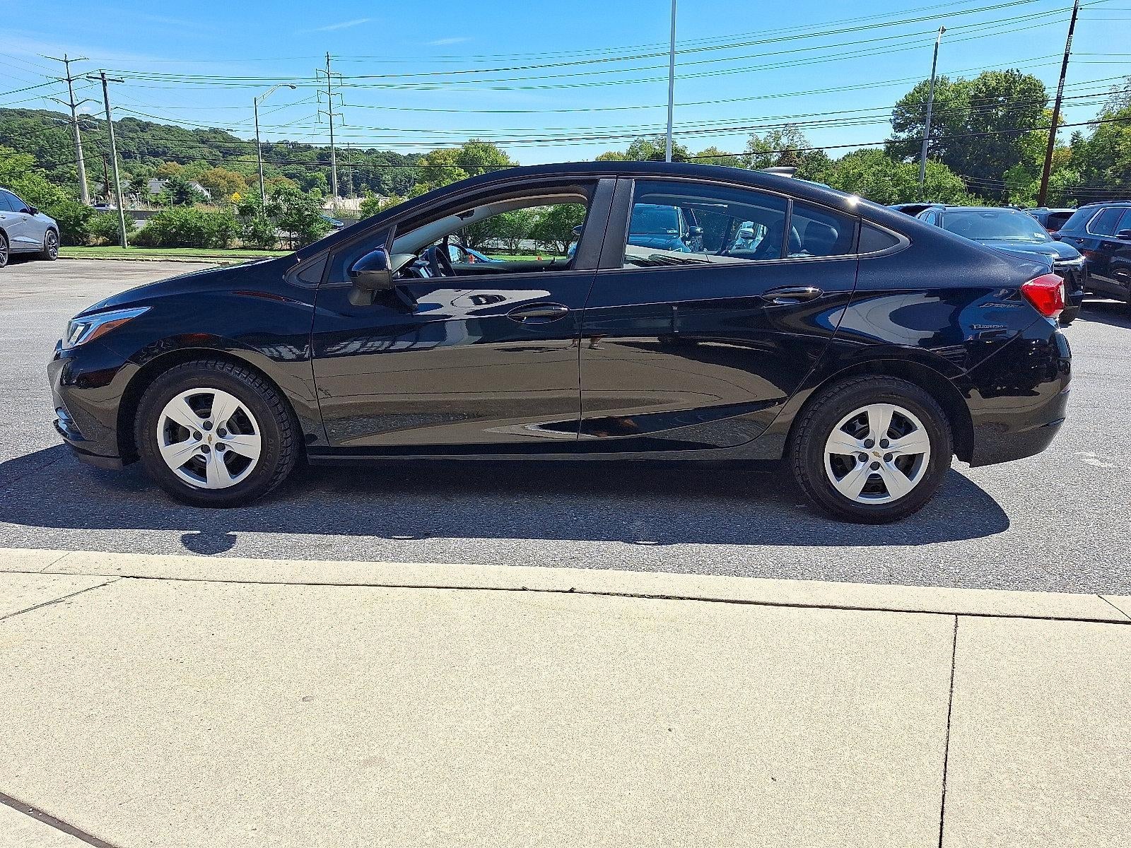 2018 Chevrolet Cruze LS