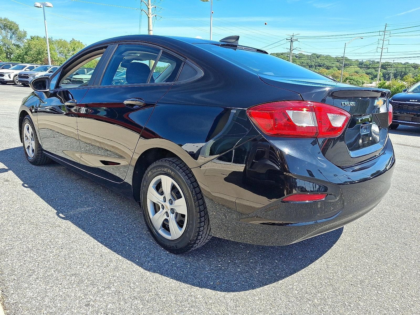 2018 Chevrolet Cruze LS