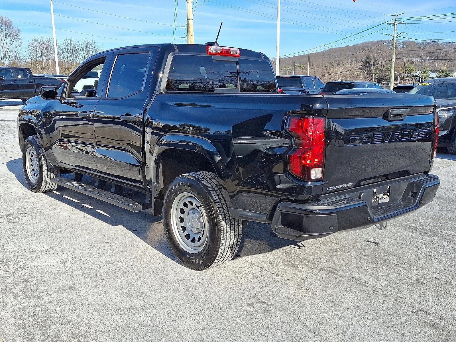 2024 Chevrolet Colorado WT