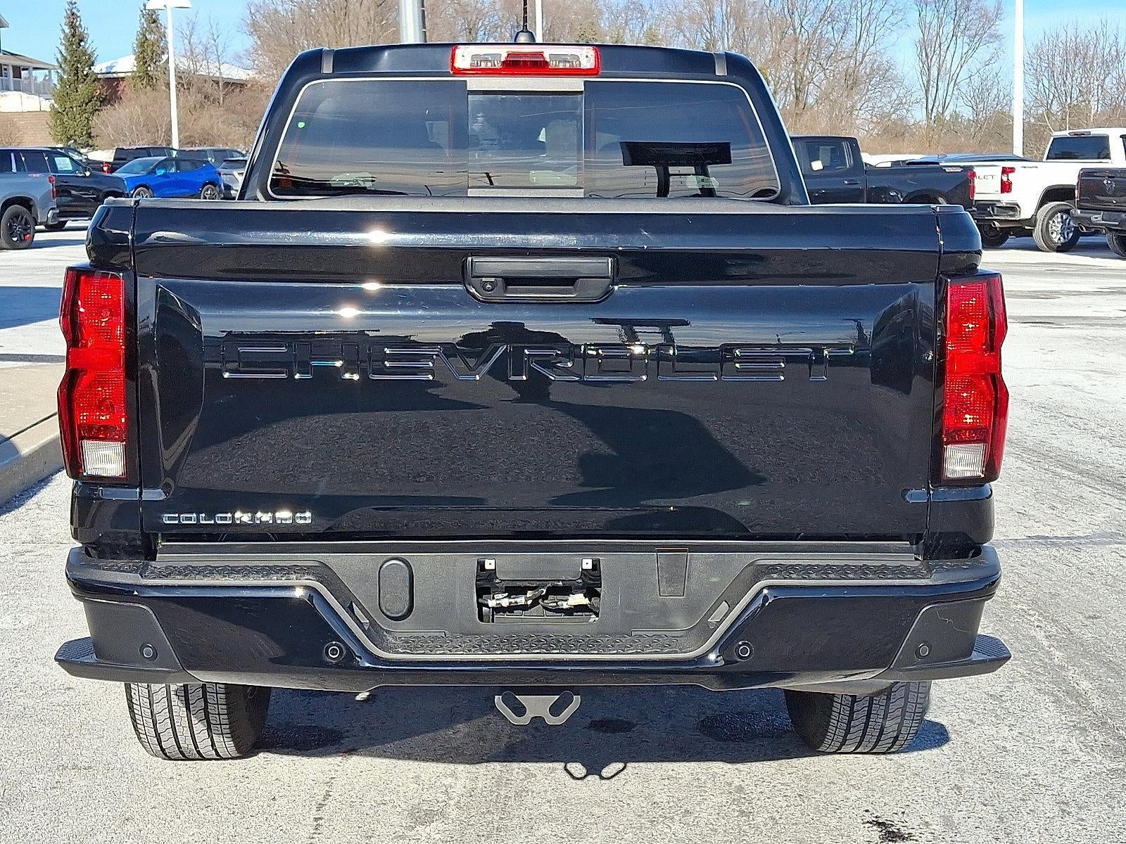 2024 Chevrolet Colorado WT