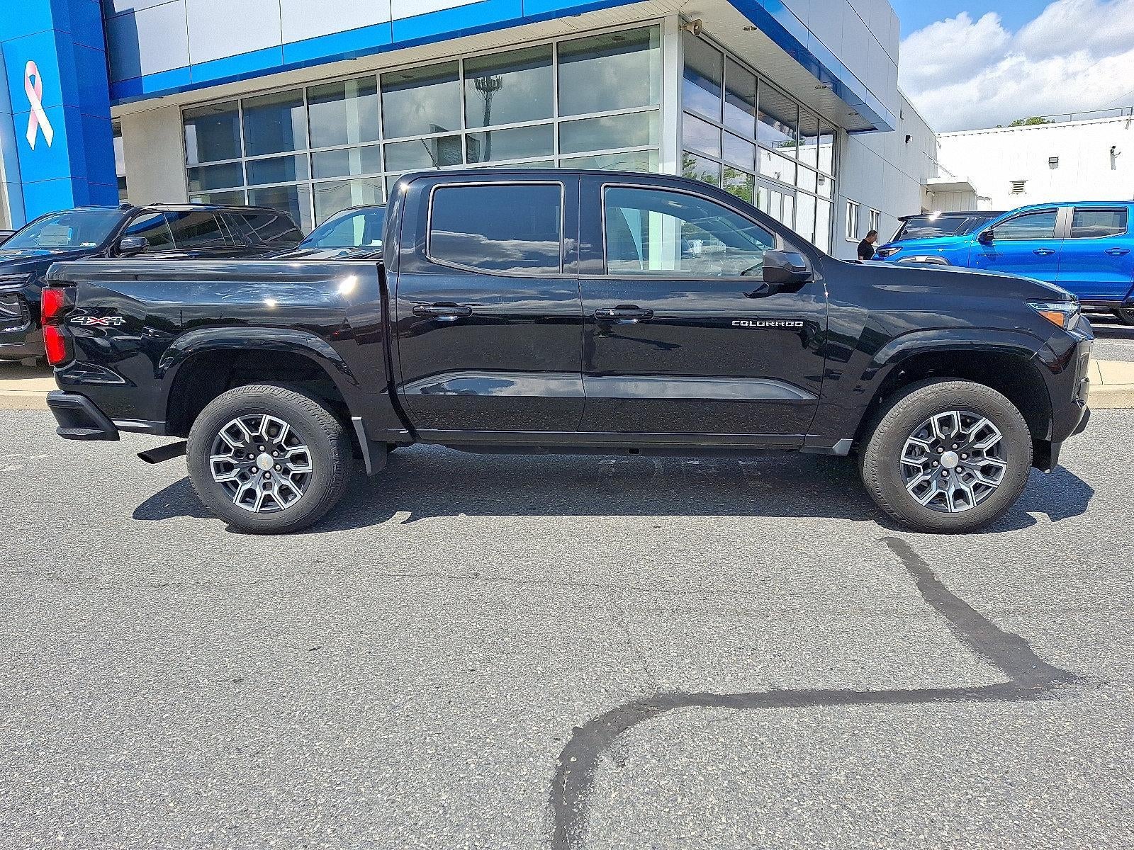 2023 Chevrolet Colorado 4WD LT