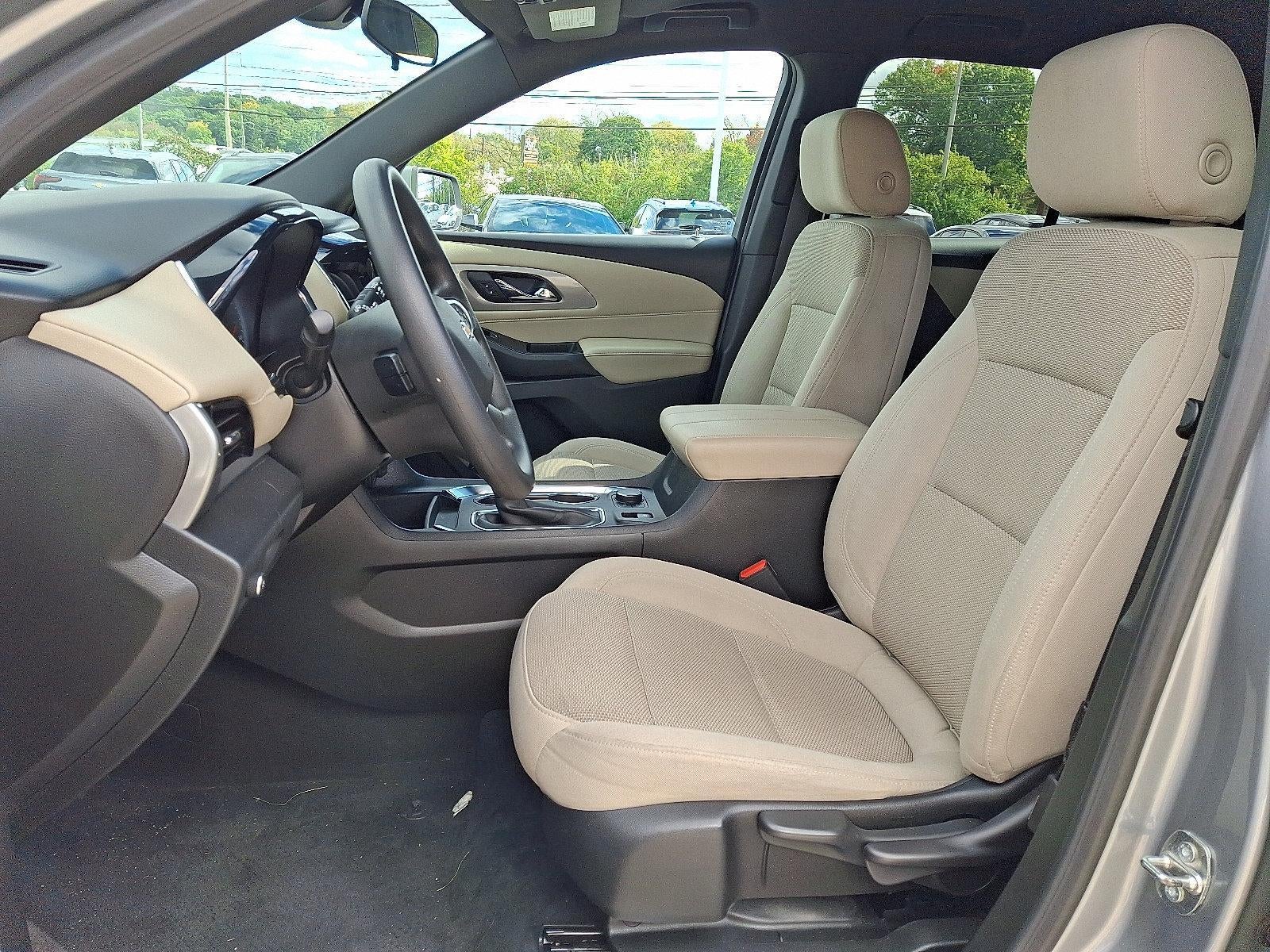 2023 Chevrolet Traverse LS