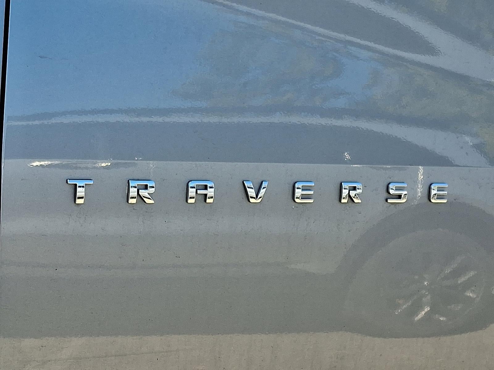 2023 Chevrolet Traverse LT Cloth