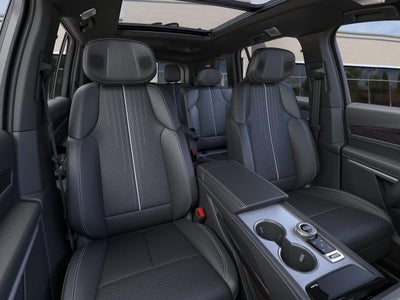 2027 Cadillac VISTIQ AWD 4dr Luxury