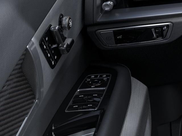 2027 Cadillac VISTIQ AWD 4dr Luxury