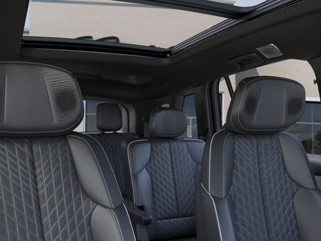 2027 Cadillac VISTIQ AWD 4dr Premium Luxury
