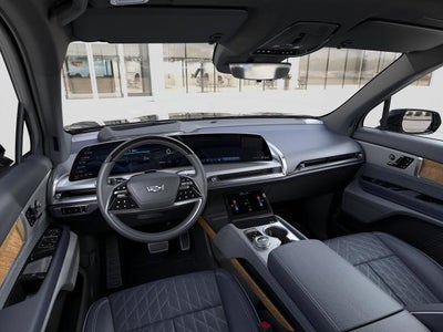 2026 Cadillac VISTIQ AWD 4dr Premium Luxury