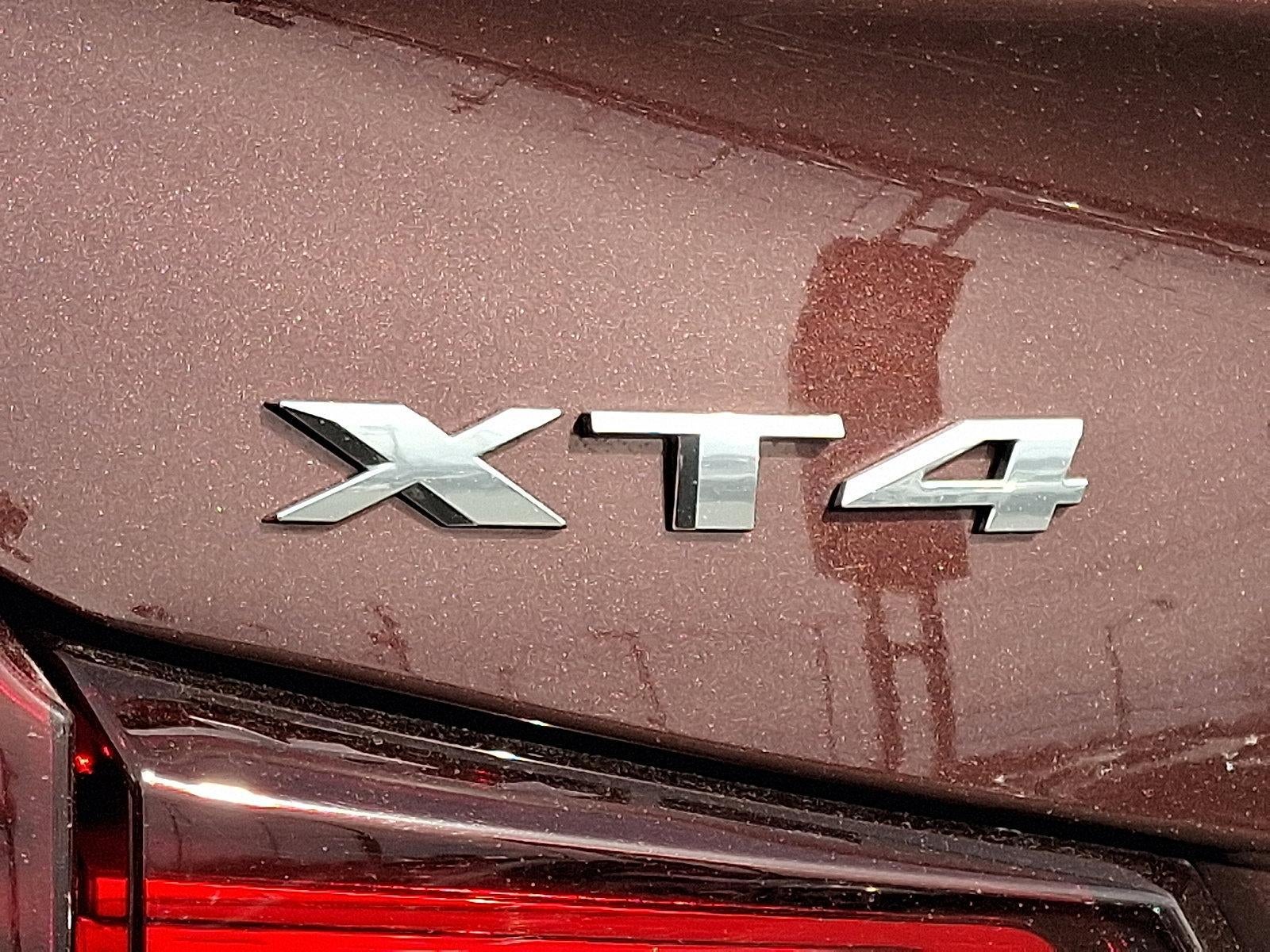 2023 Cadillac XT4 Luxury