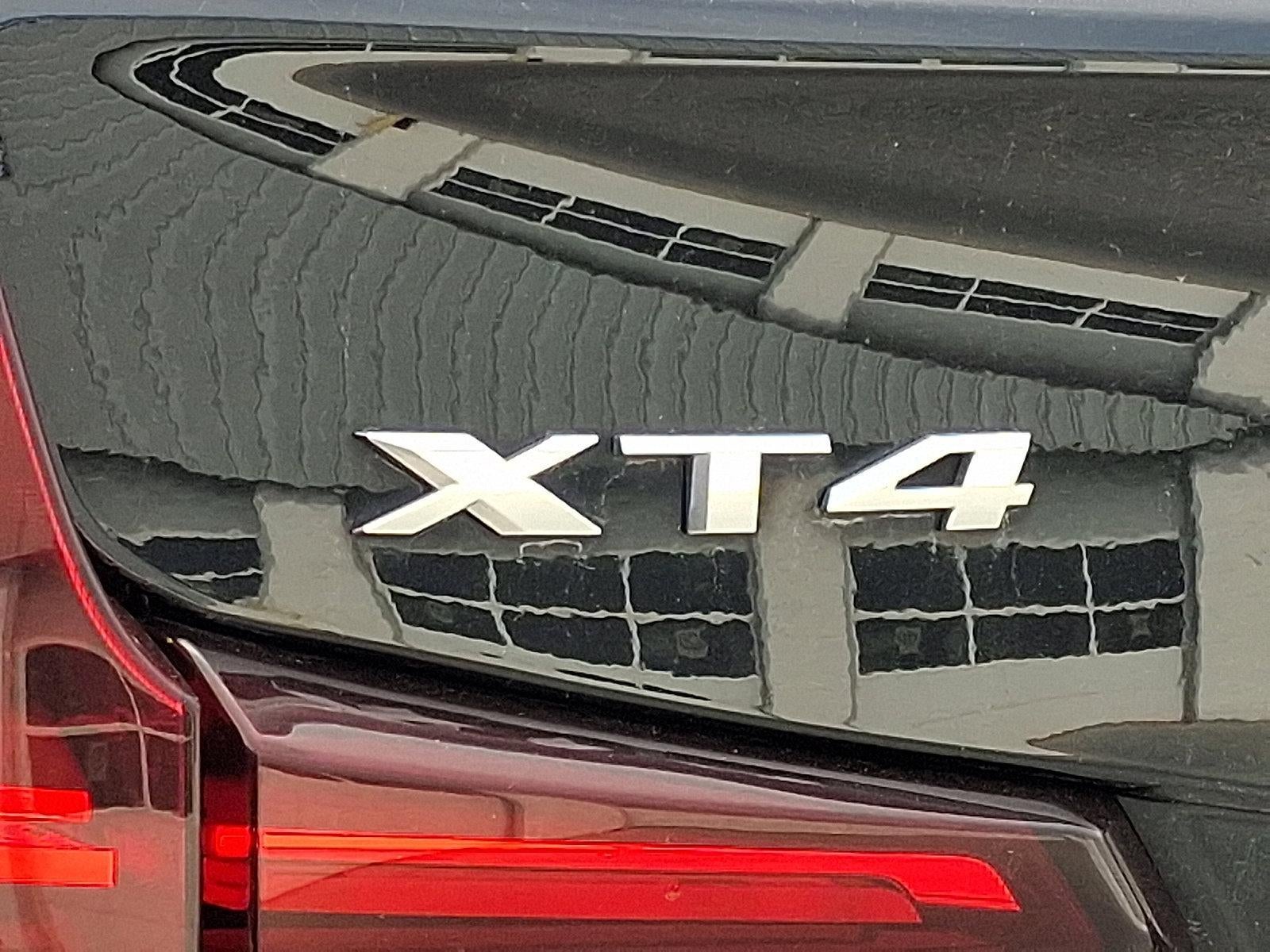 2021 Cadillac XT4 Premium Luxury