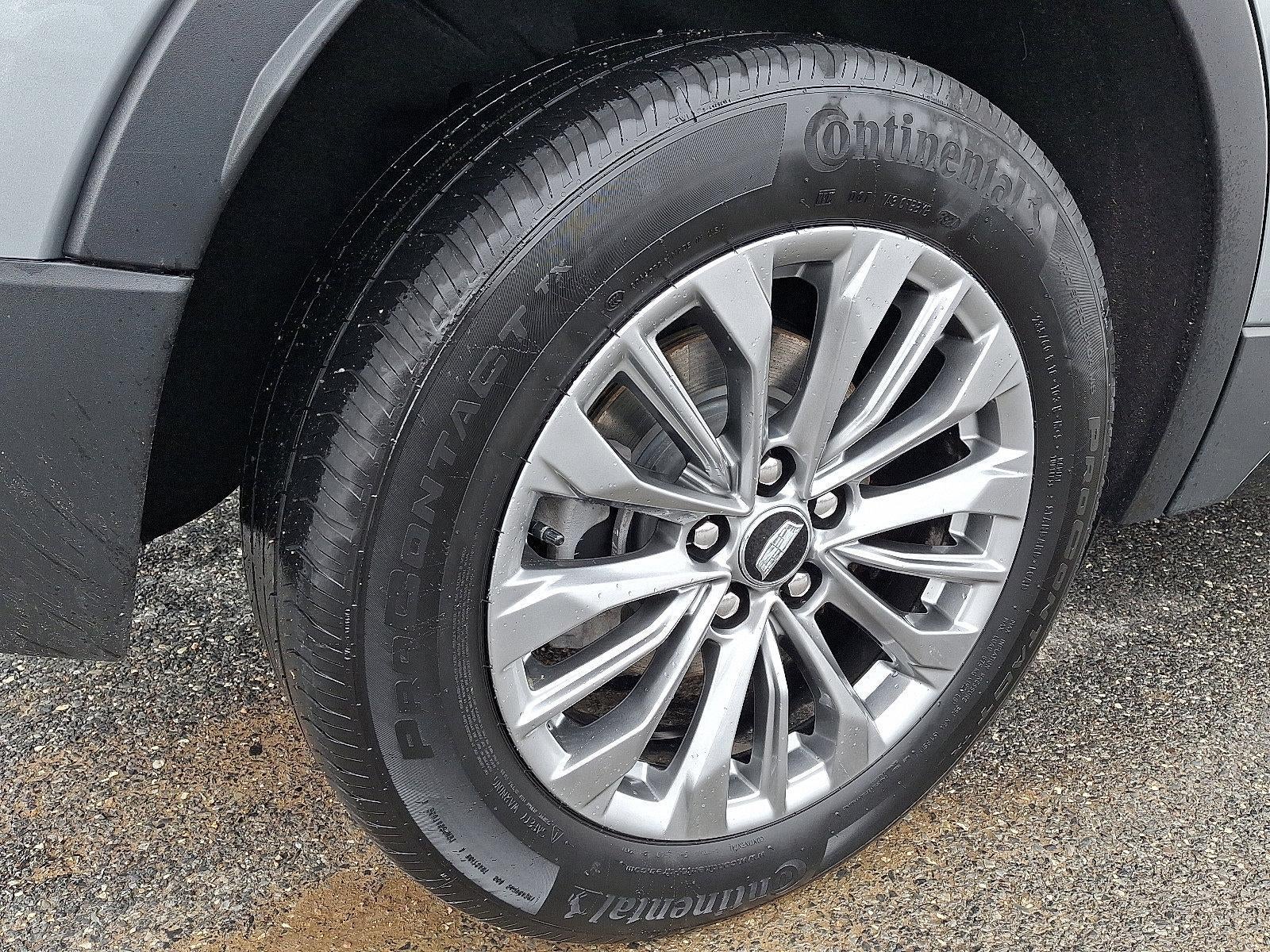 2025 Cadillac XT4 Premium Luxury