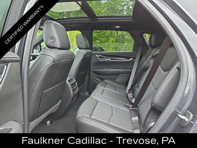 2022 Cadillac XT5 Premium Luxury