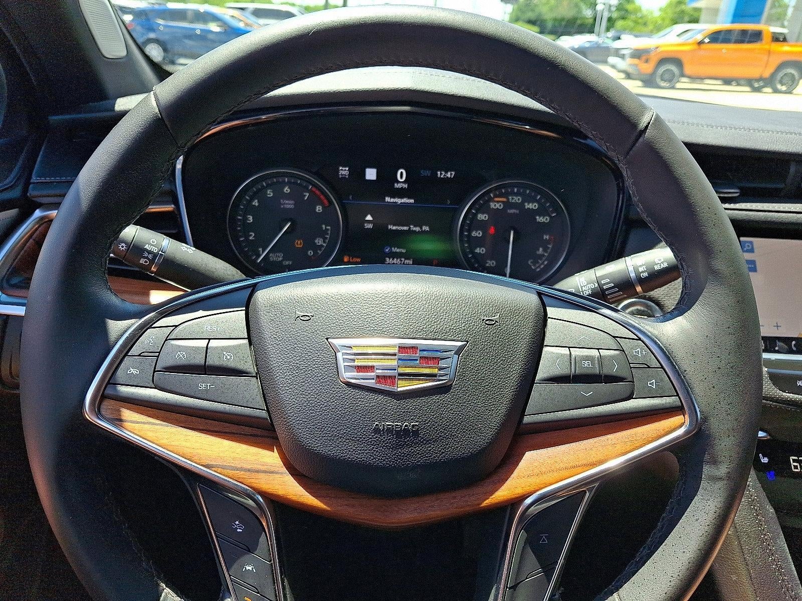 2023 Cadillac XT5 Premium Luxury