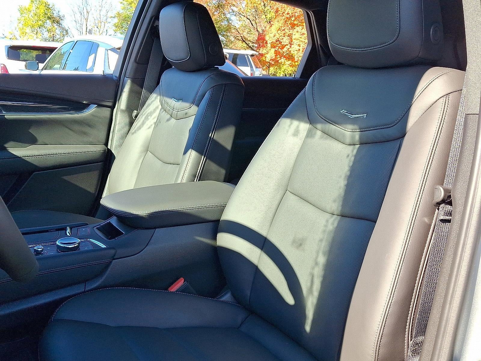 2026 Cadillac XT5 AWD 4dr Premium Luxury