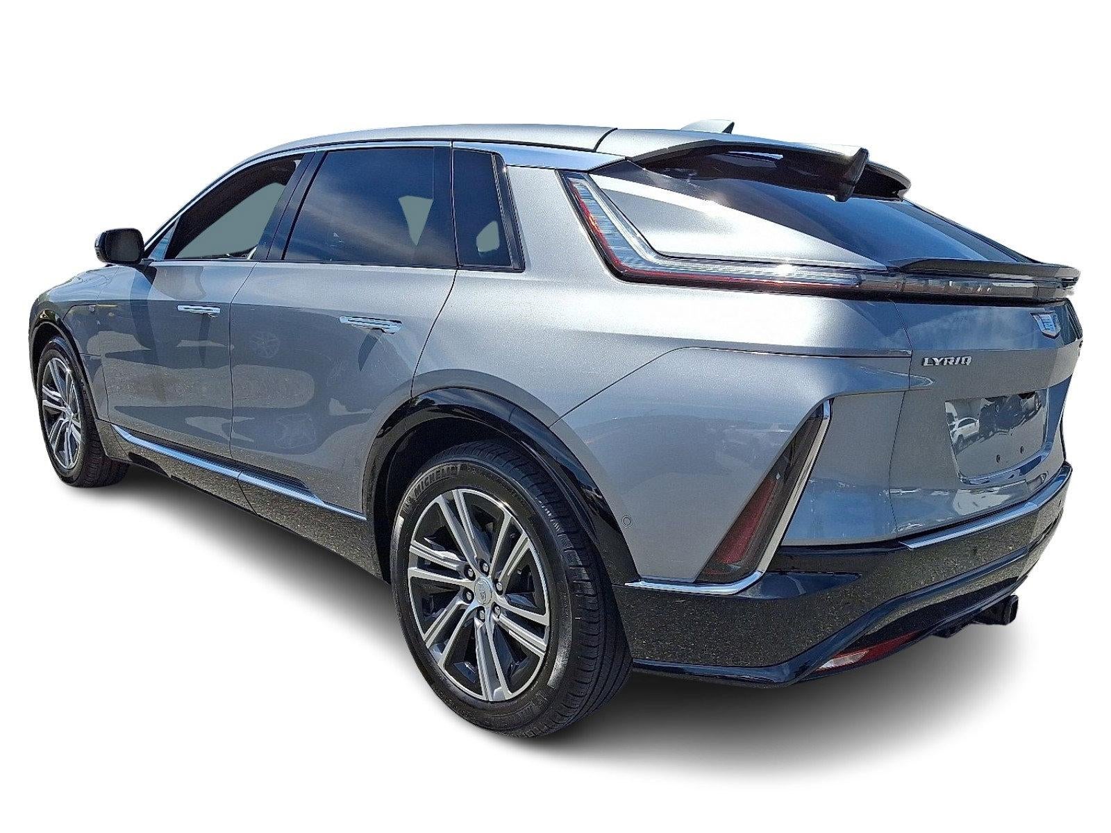 2024 Cadillac LYRIQ Luxury 1