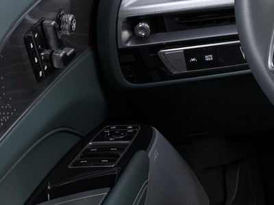 2026 Cadillac LYRIQ 4dr Signature Luxury