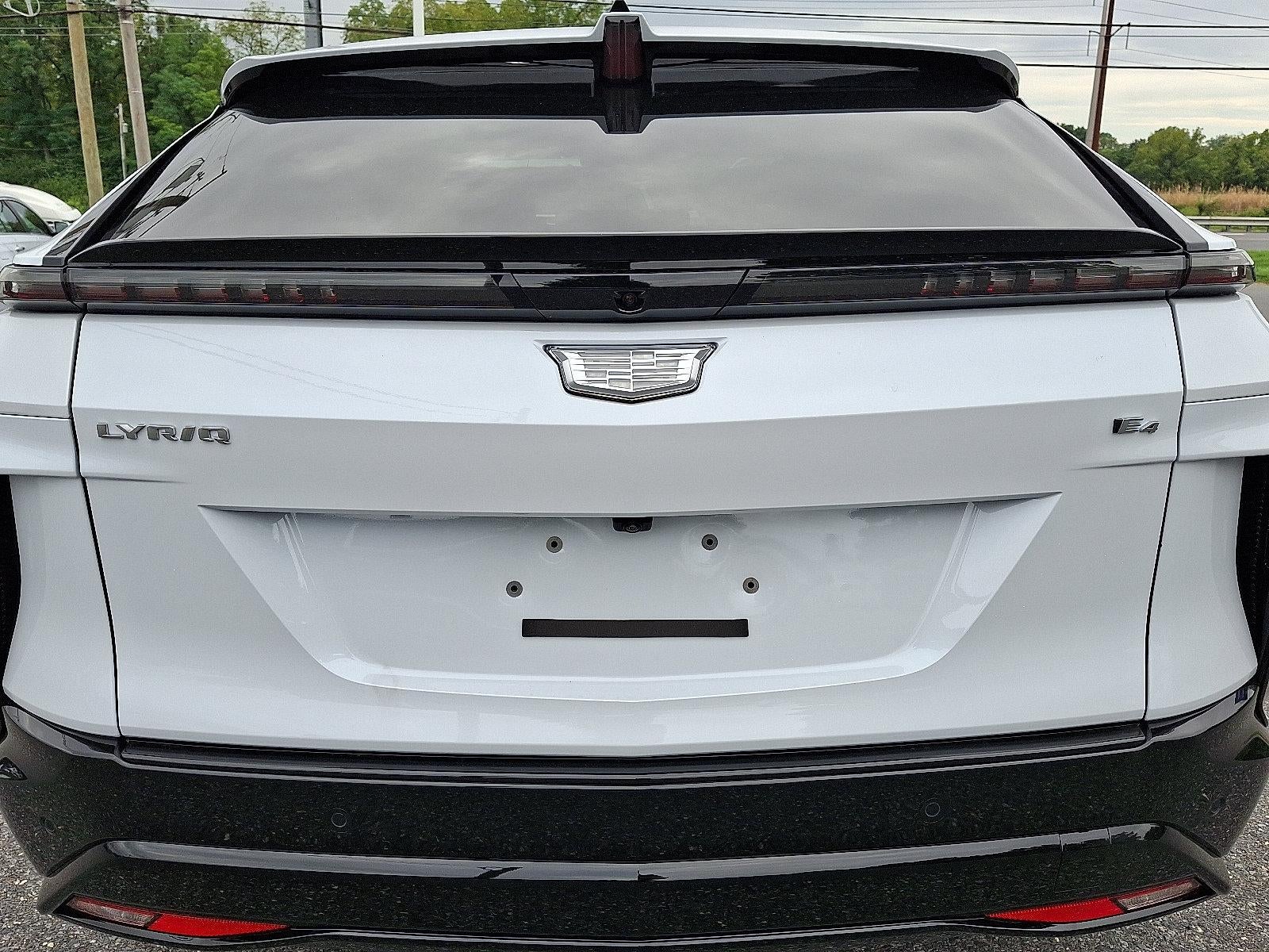2027 Cadillac LYRIQ 4dr Signature Sport