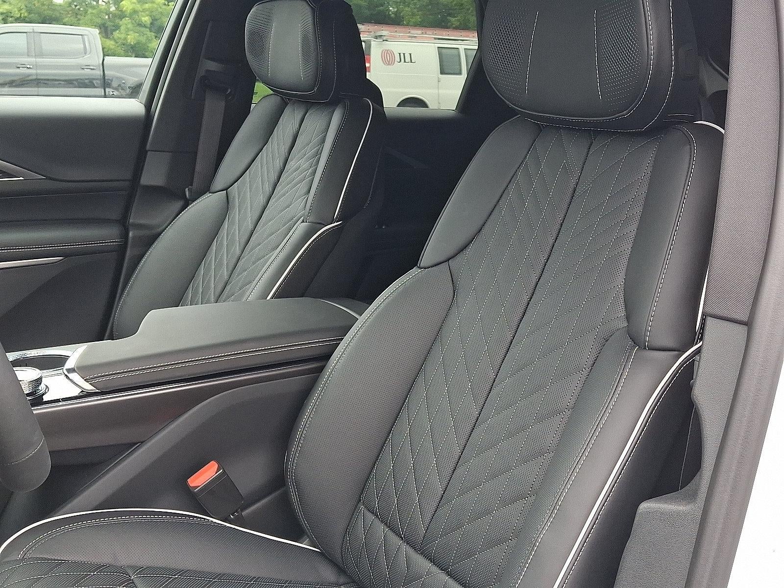 2027 Cadillac LYRIQ 4dr Signature Sport