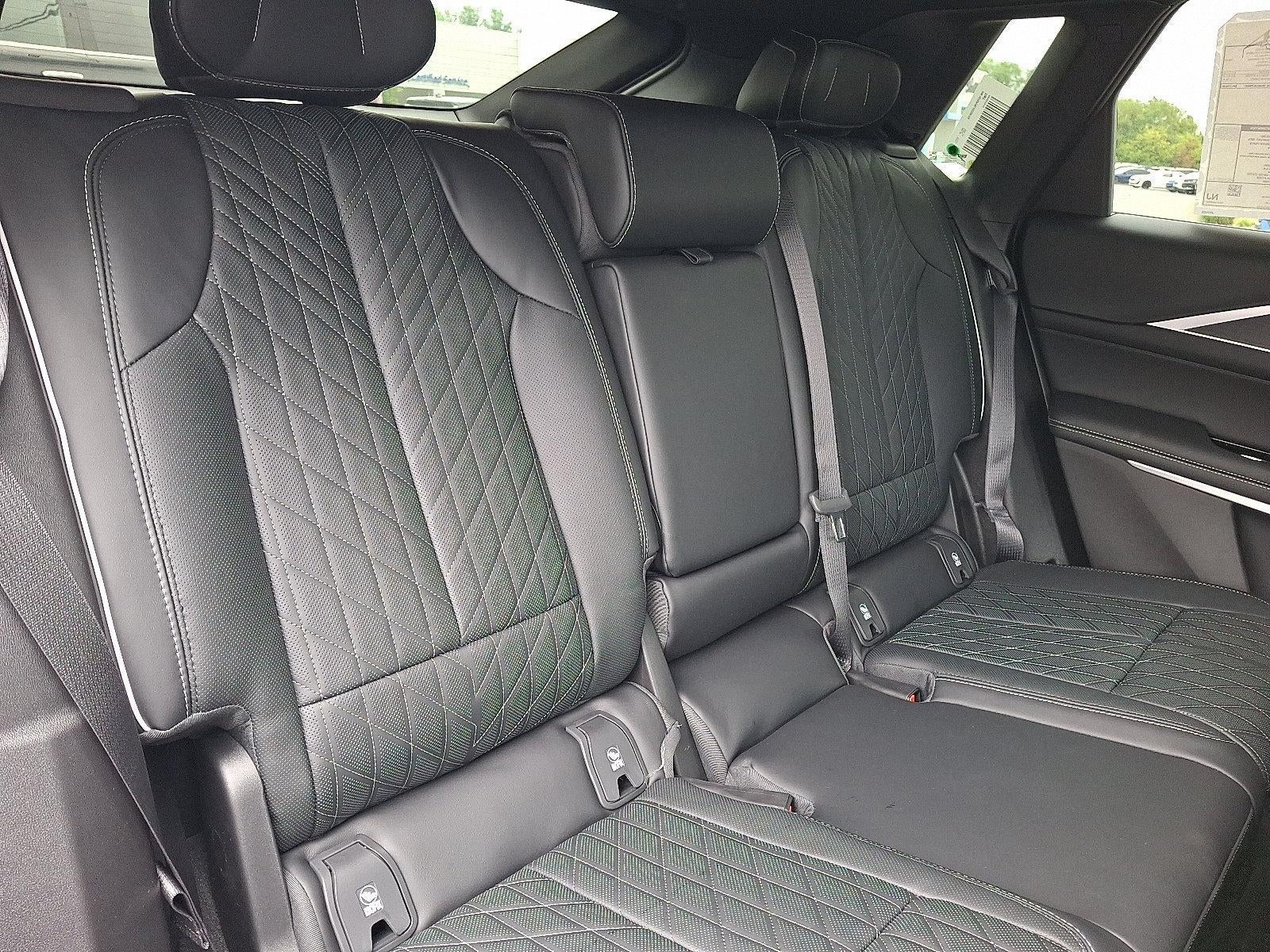 2027 Cadillac LYRIQ 4dr Signature Sport