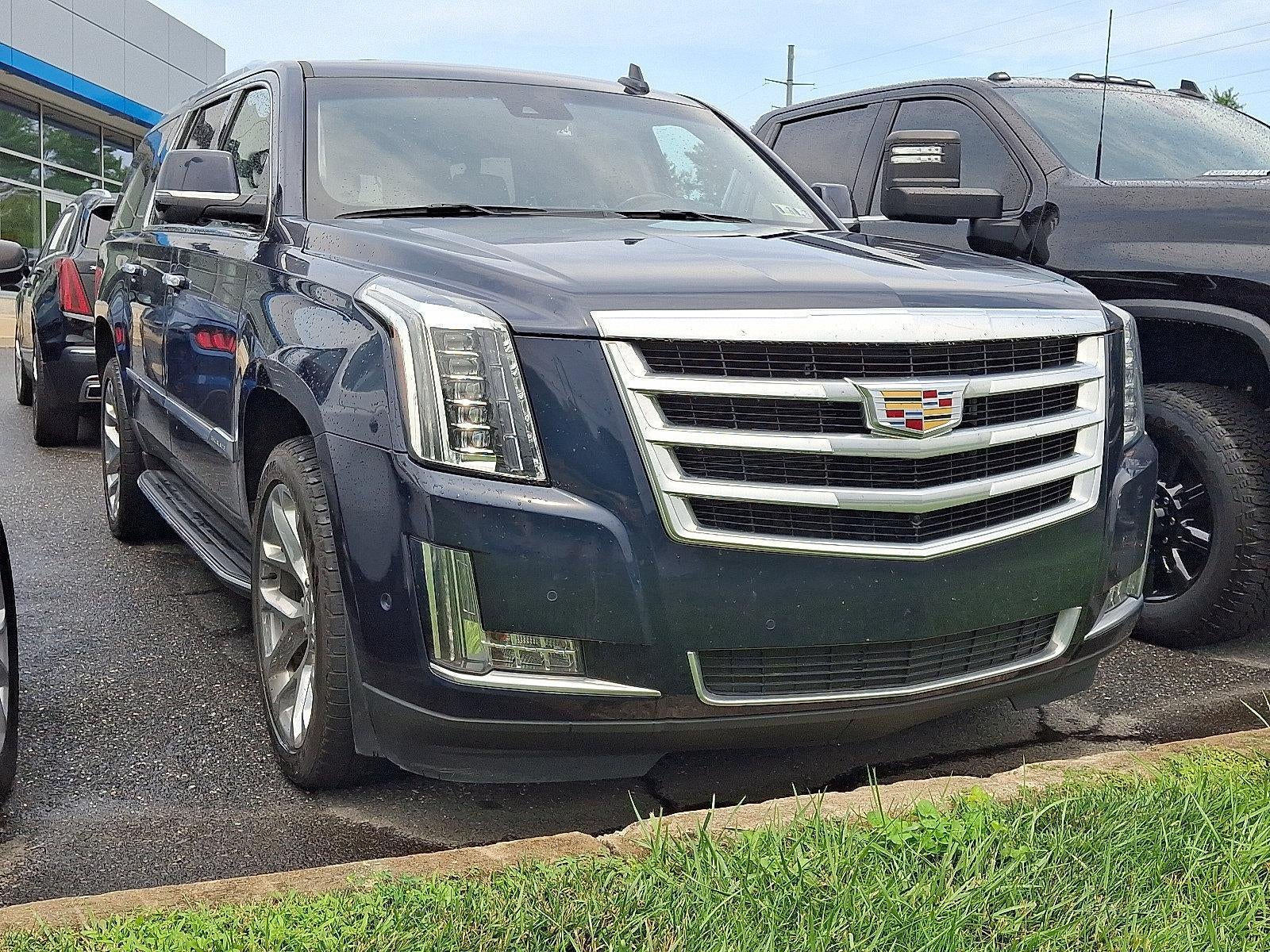 2018 Cadillac Escalade ESV Luxury 4WD photo