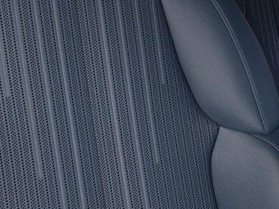 2025 Cadillac ESCALADE IQ AWD Luxury 2