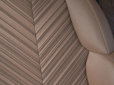 2025 Cadillac ESCALADE IQ AWD Luxury 2