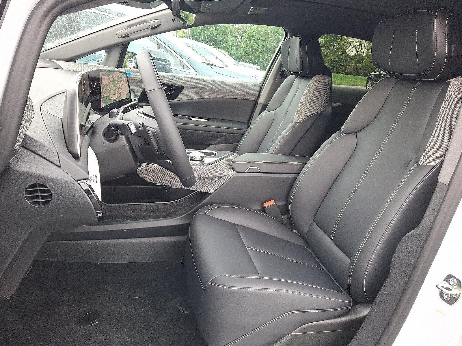 2027 Cadillac OPTIQ 4dr Sport