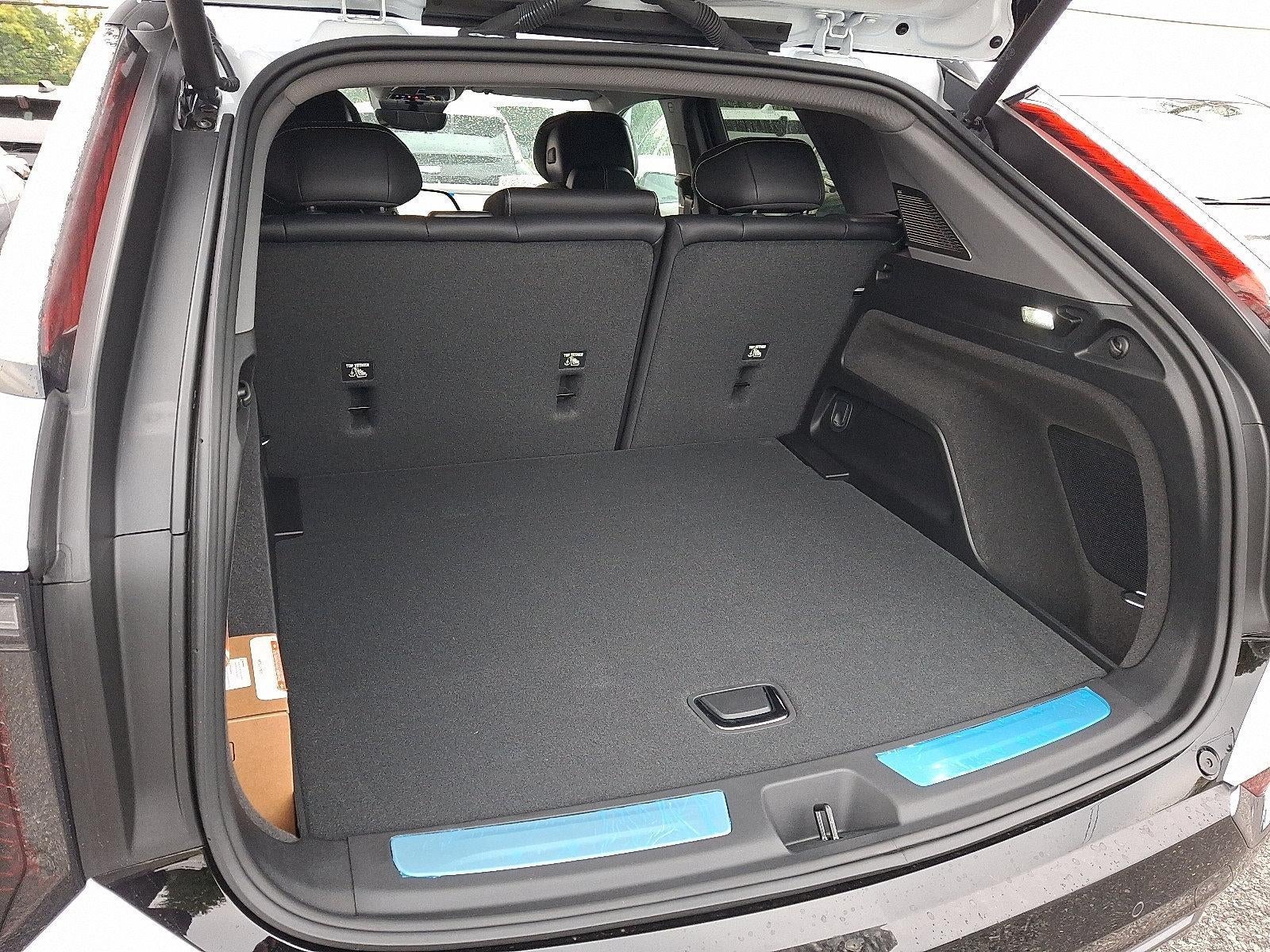 2027 Cadillac OPTIQ 4dr Sport