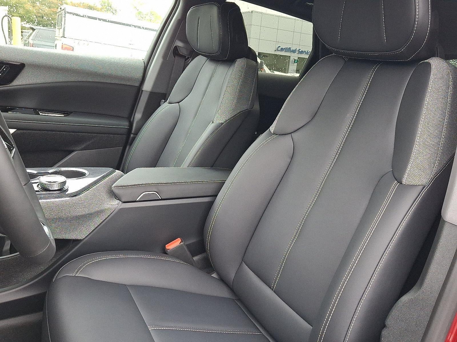2027 Cadillac OPTIQ 4dr Sport