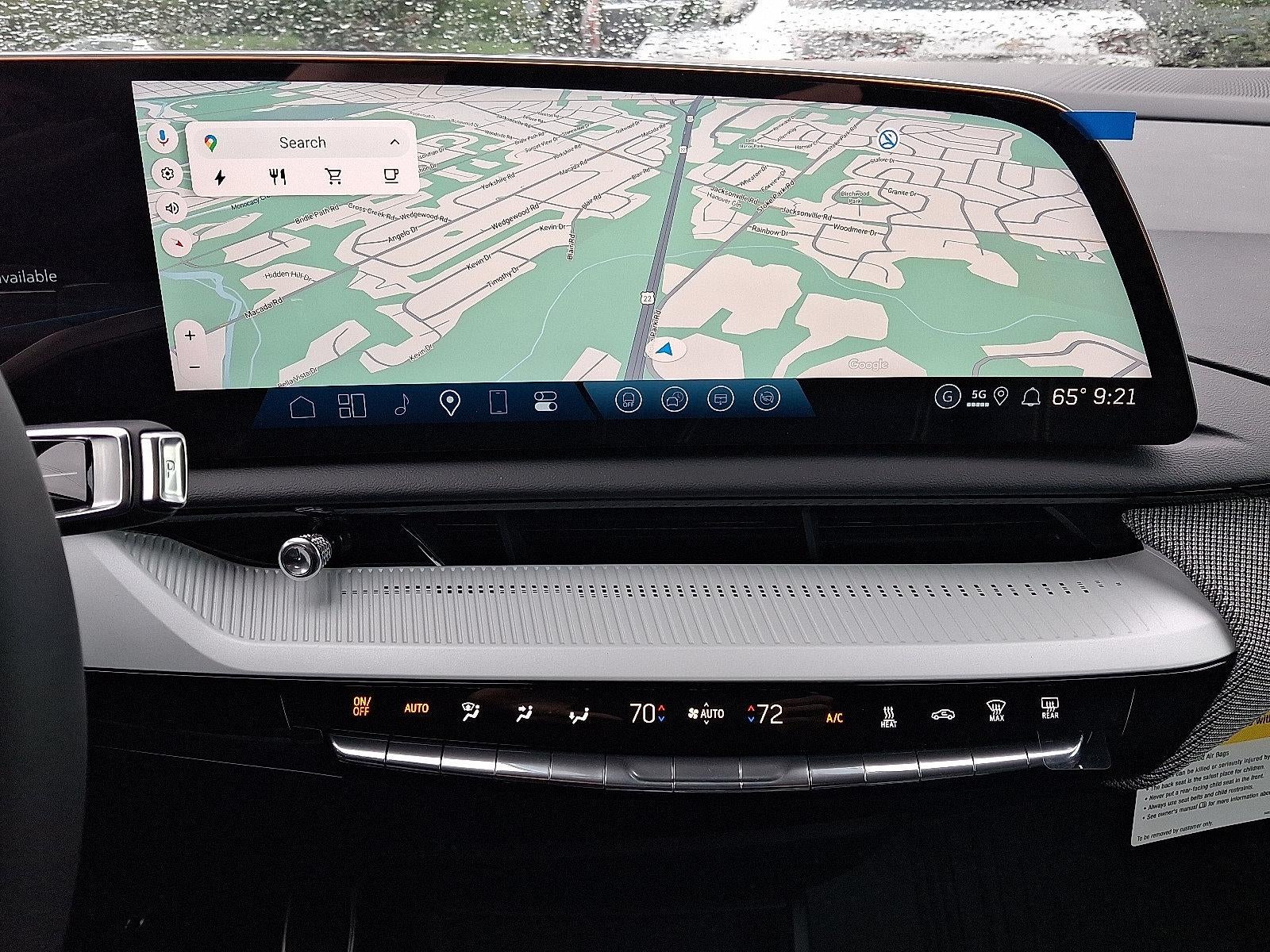 2027 Cadillac OPTIQ 4dr Sport