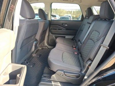 2022 Nissan Pathfinder S