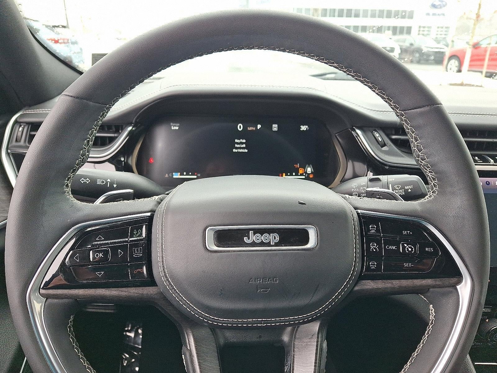 2023 Jeep Grand Cherokee Overland 4x4