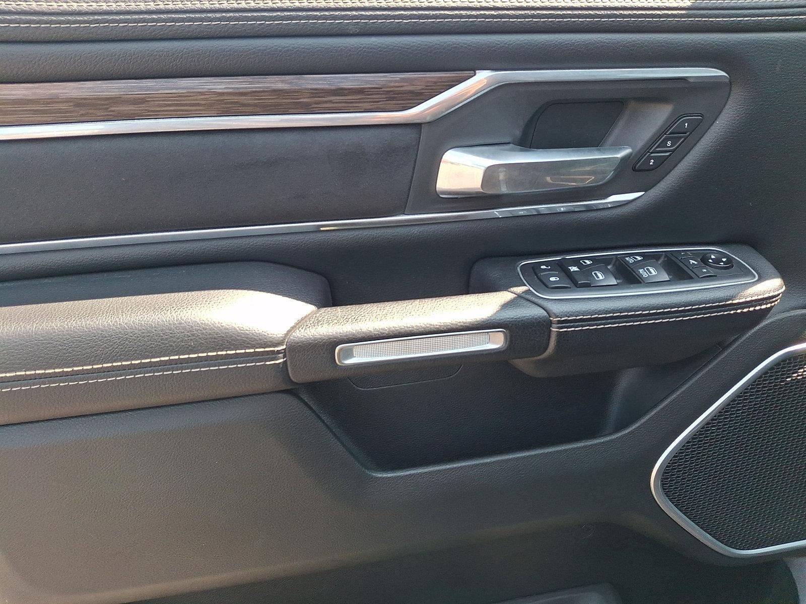 2020 RAM 1500 Laramie 4x4 Crew Cab 5'7" Box